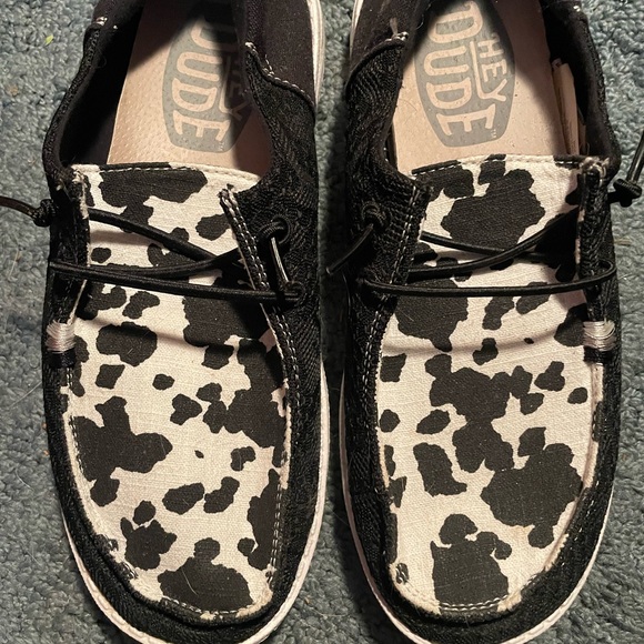 Hey Dude Black and White Cow Print Loafers Slip-Ons Casual Shoes - Picture 1 of 4